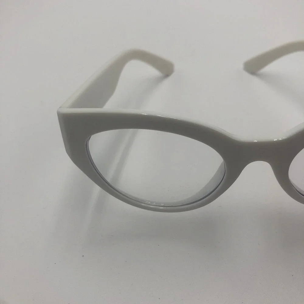 Zenni Optical Women's Eyeglass Frames White Cat Eye Preowned  With Case 50s Look